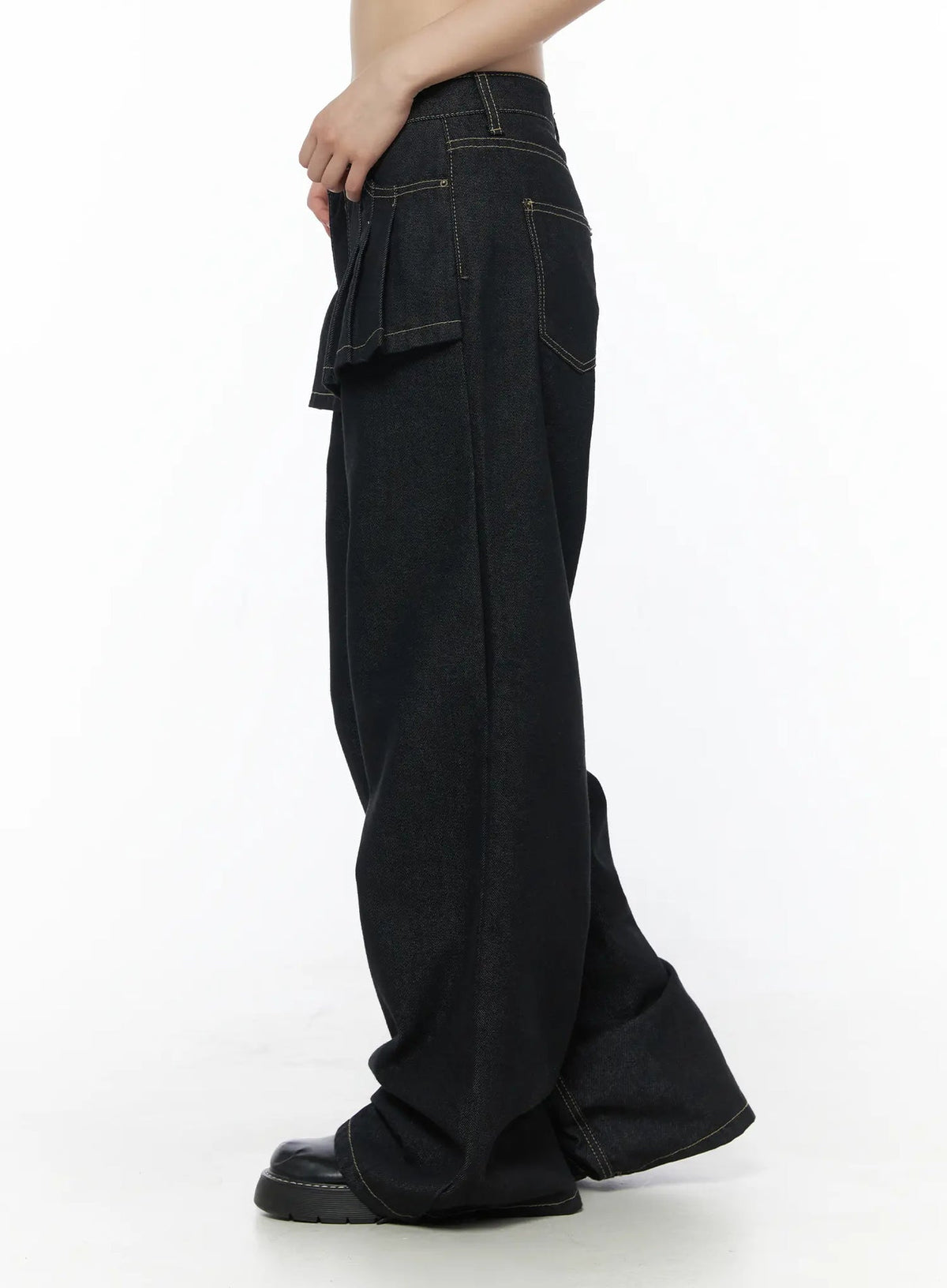 Non-Fade Layered Wide Jeans