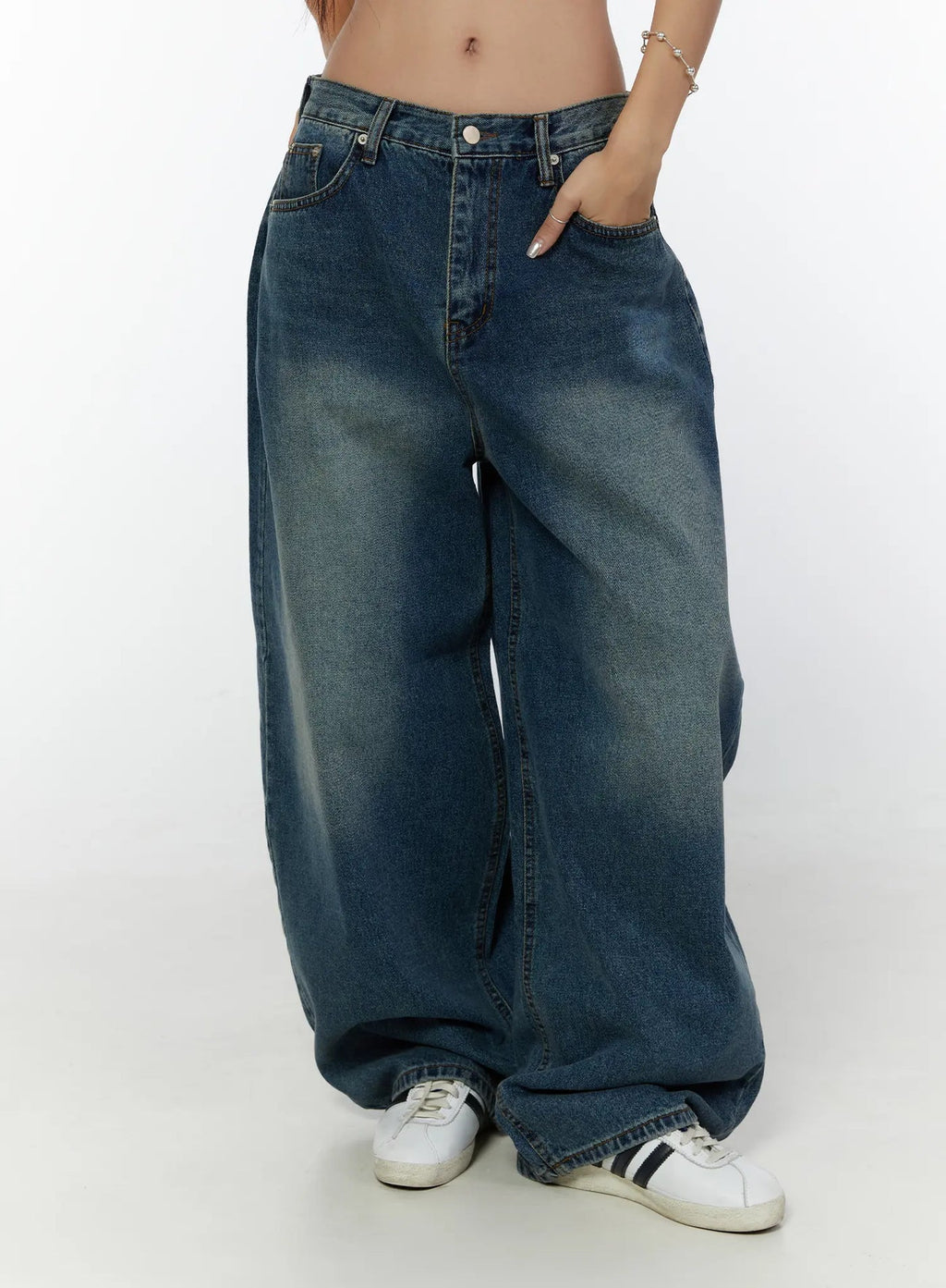 Bunny Vintage Baggy Jeans