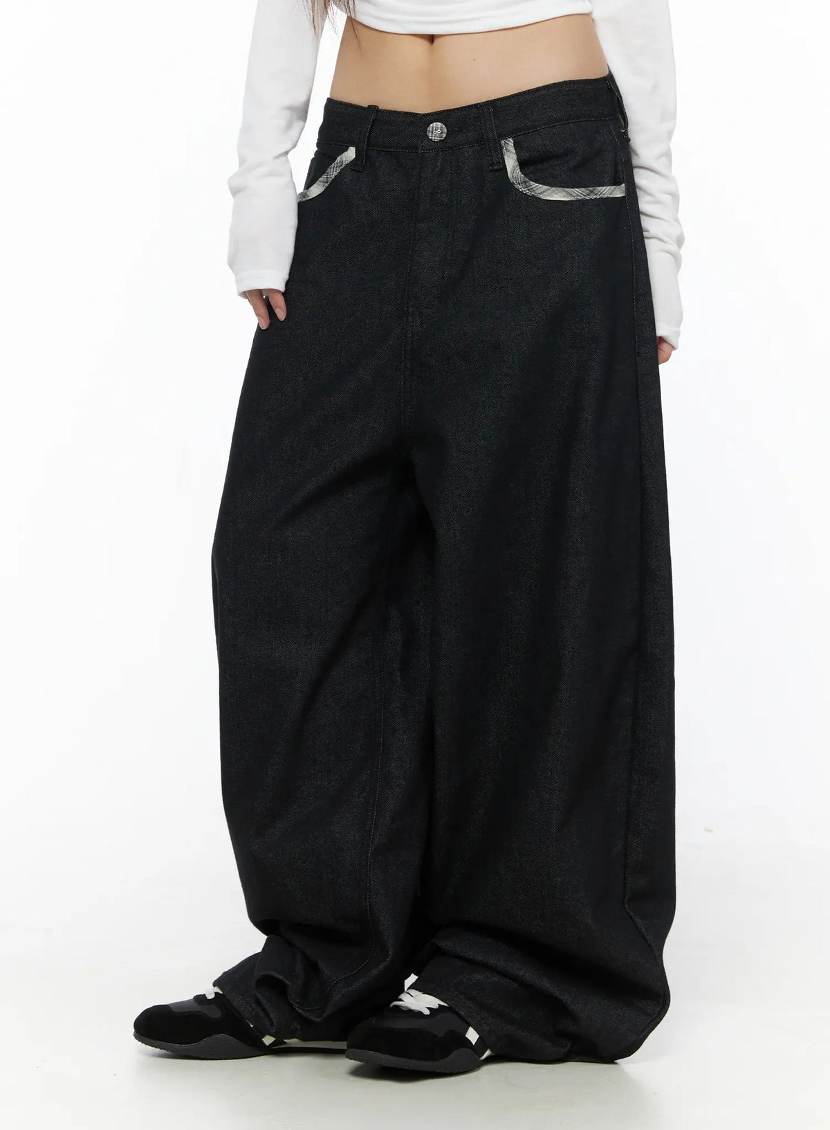 Remi Plaid Detail Wide Jeans