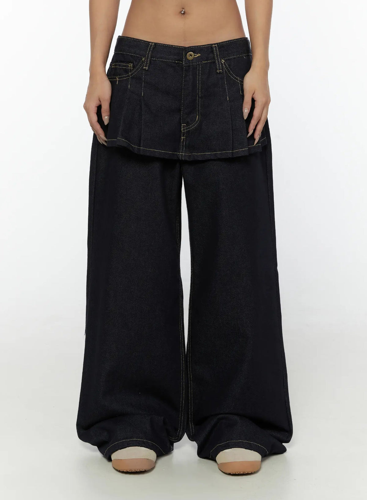 Non-Fade Layered Wide Jeans