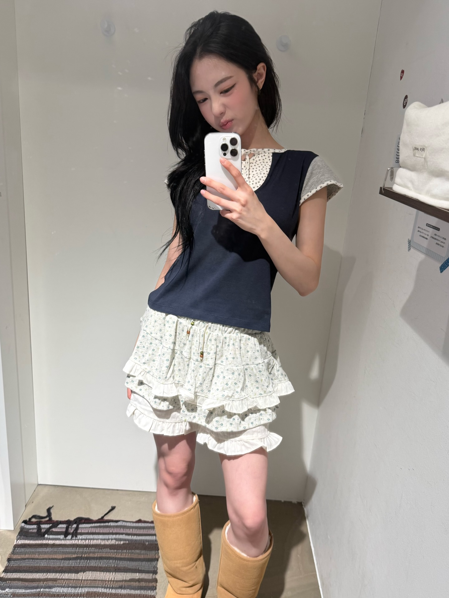 aeae - FLOWER BLOCK TEE