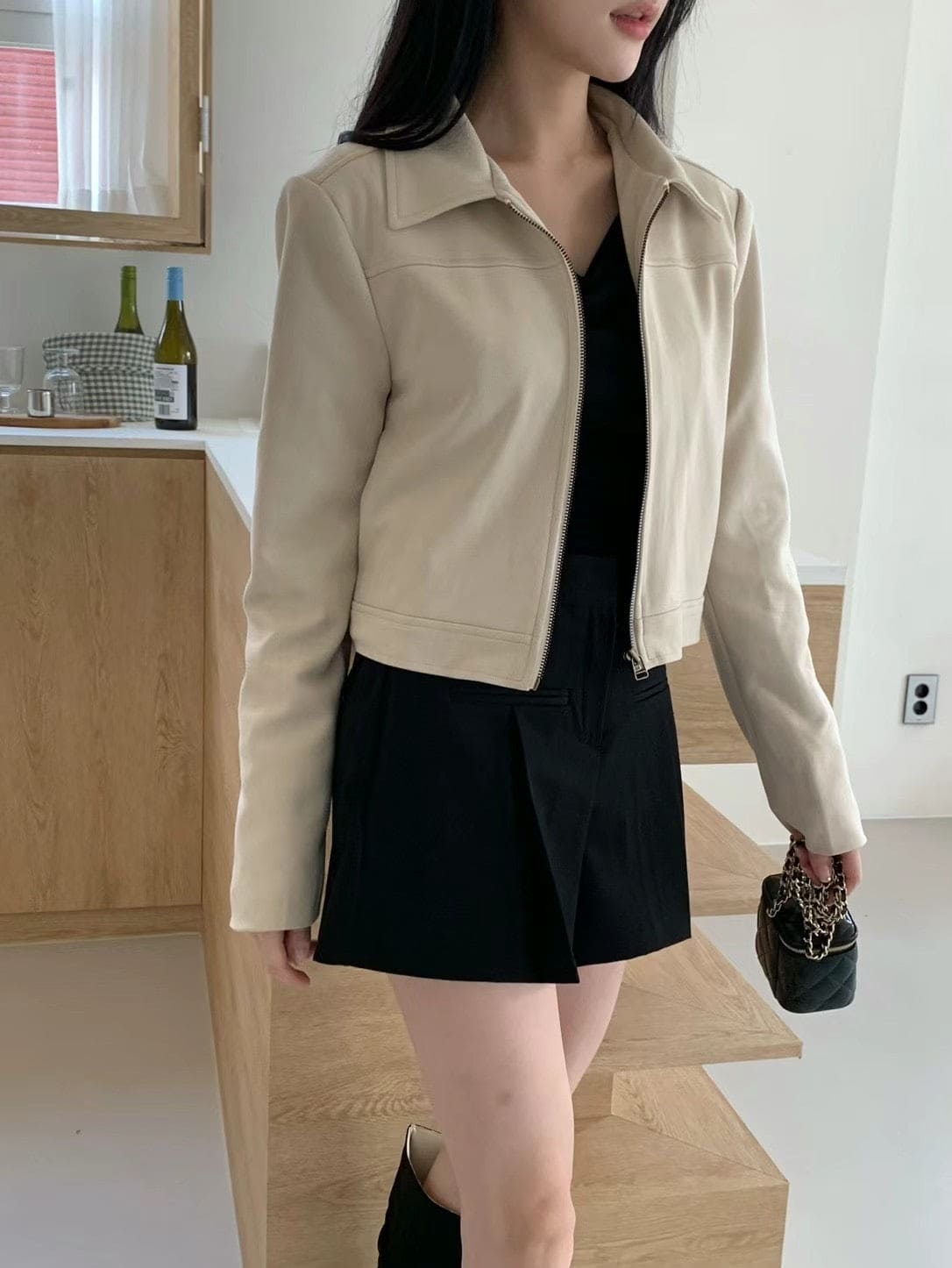 High-quality slim-fit short jacket