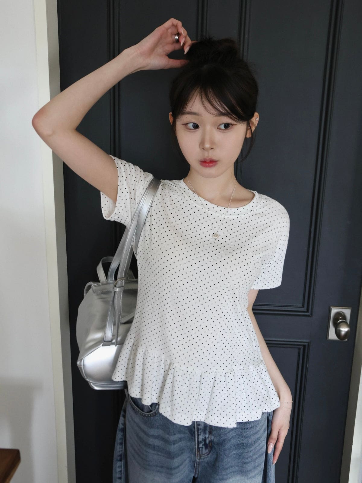 【🤍Korean Chic Relaxed Style】Ruffles Dot Tee 