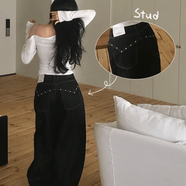 【彎刀神褲】Non-Faded Stud Jeans