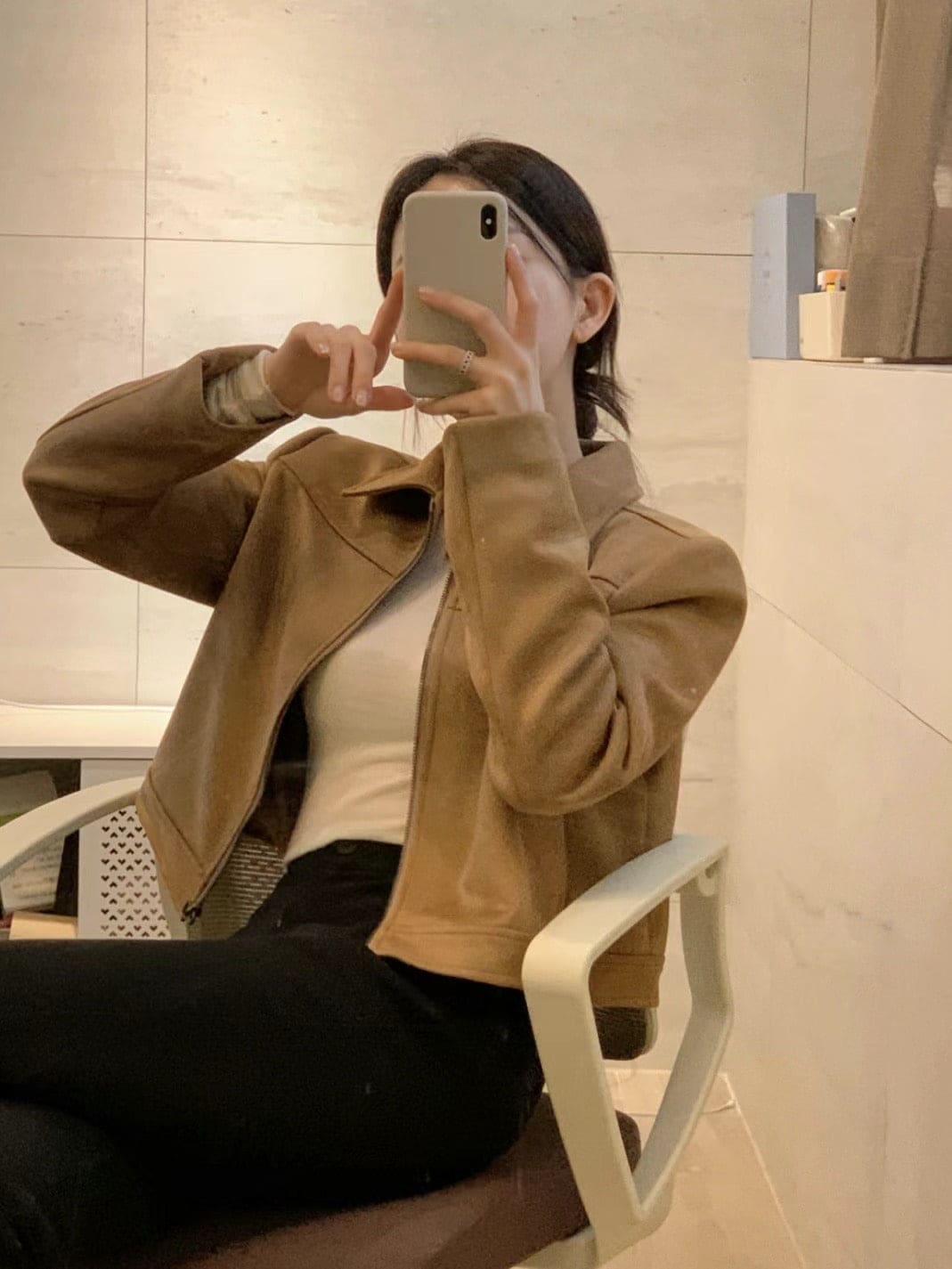 High-quality slim-fit short jacket