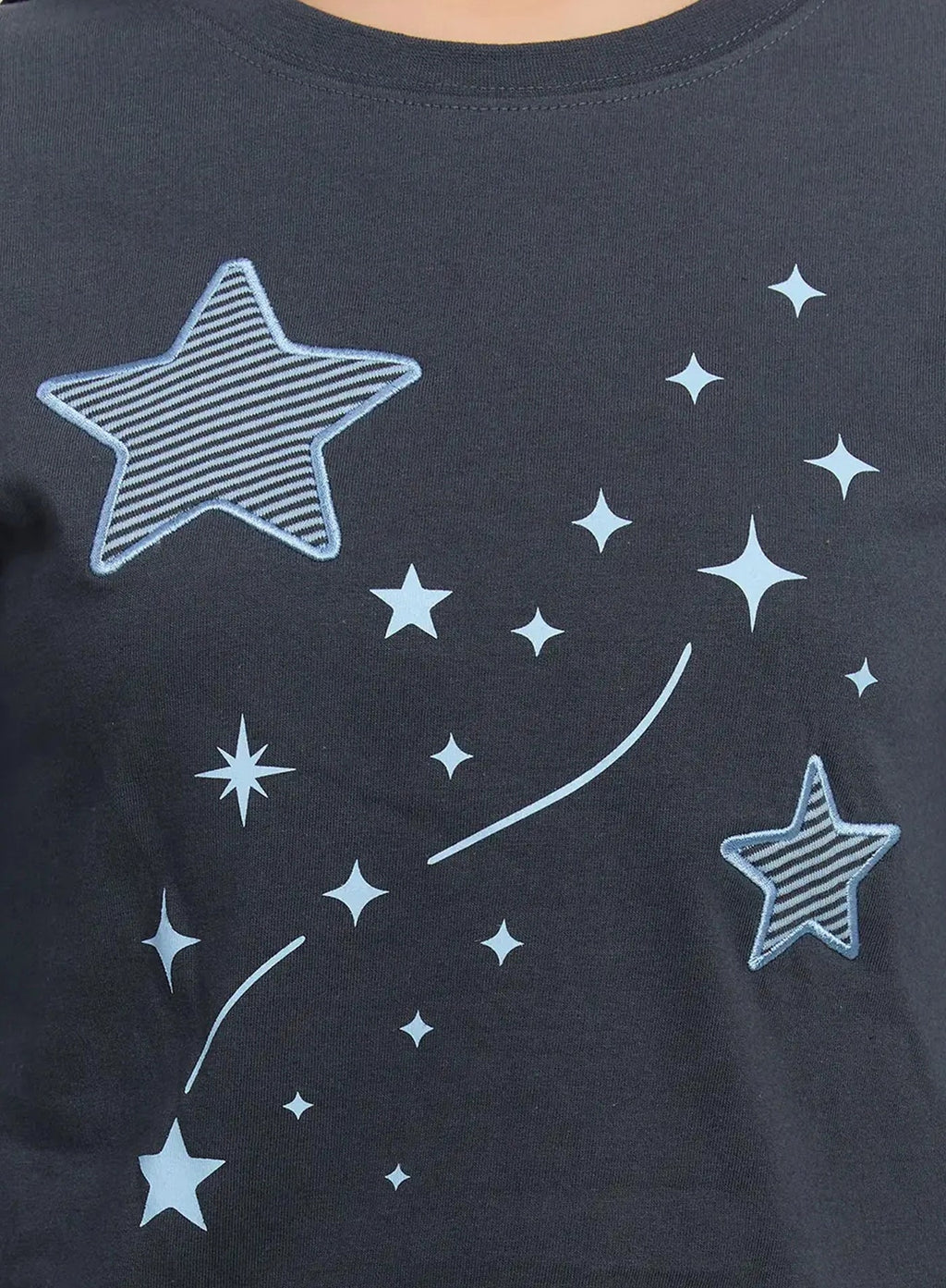 【層疊穿搭】Layered Star Patch Tee