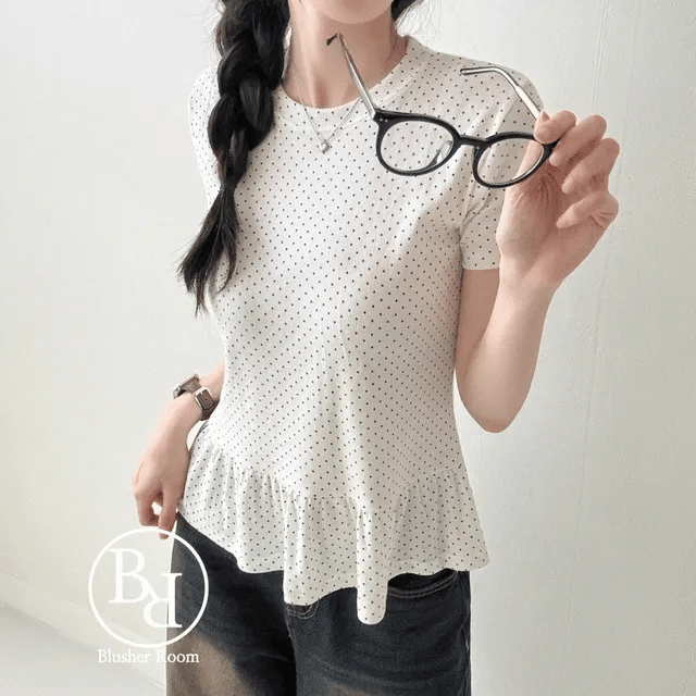 【🤍Korean Chic Relaxed Style】Ruffles Dot Tee 