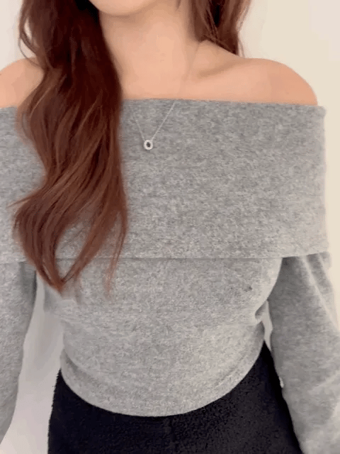 【暖絨約會】Fluffy Off-Shoulder Knit
