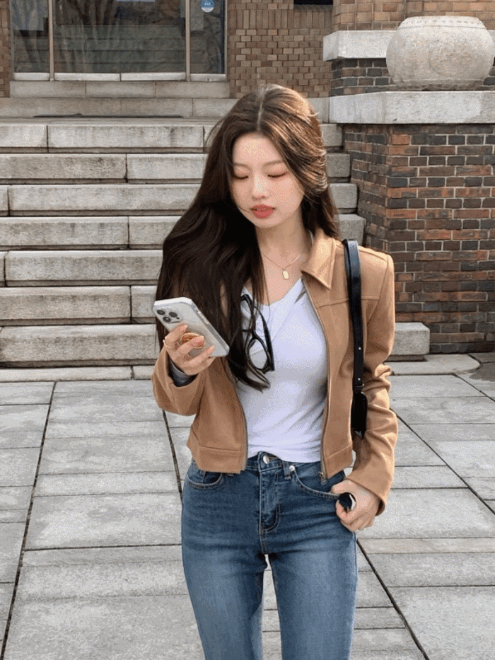 High-quality slim-fit short jacket