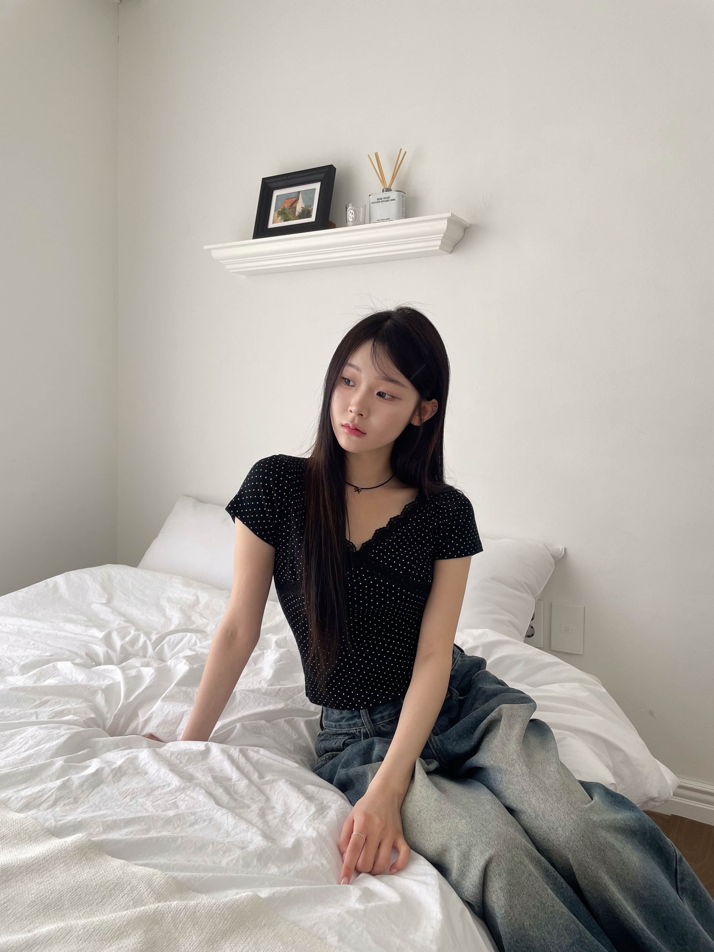 【🖤Korean Style Y2K】PokaDot Lace Tee 