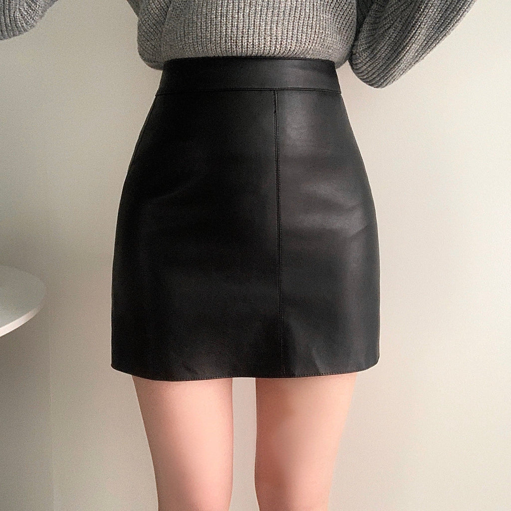 Simple and versatile soft leather skirt 