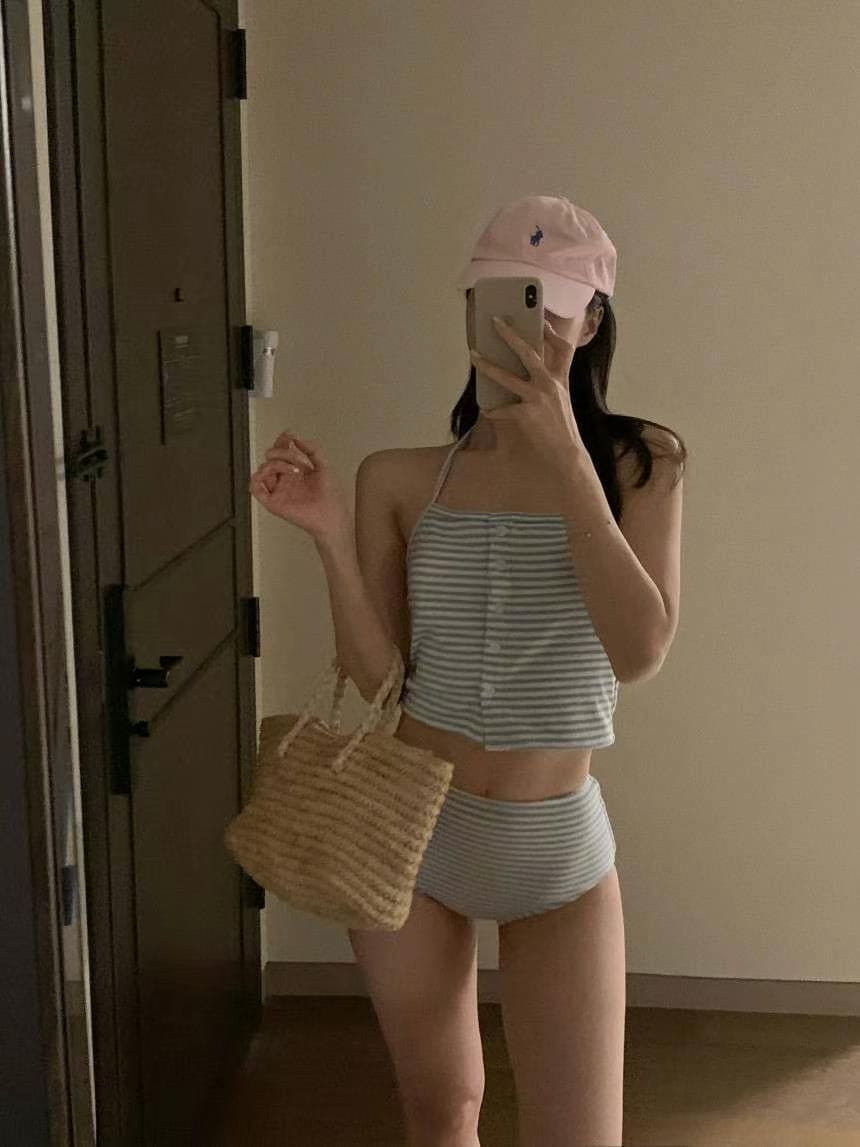 【🩰可愛/斯文】Halter Stripe Bikini