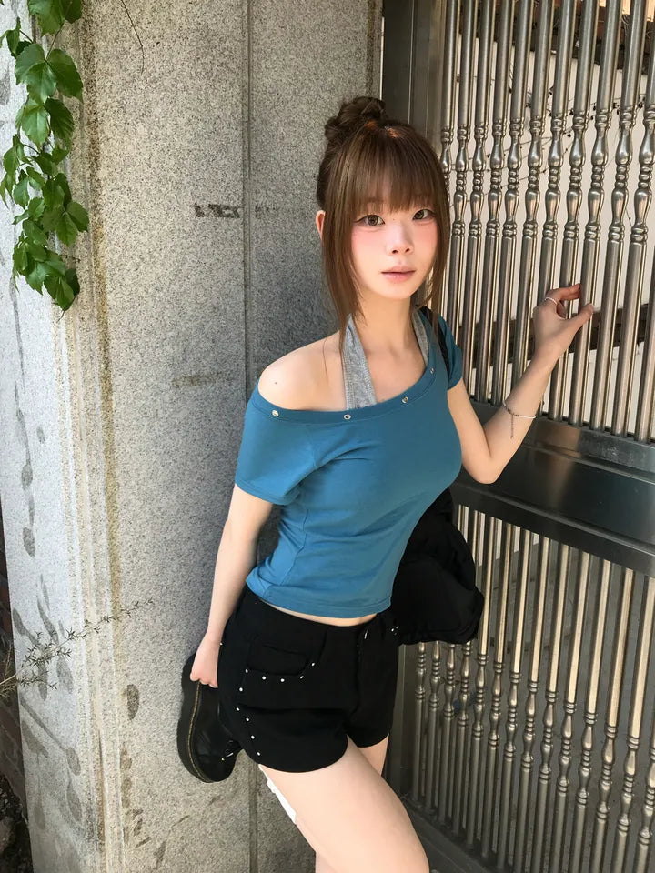 【🩵y2k】Ricle Eyelet Halter Tee