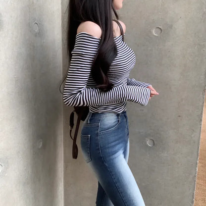 【🖤清純性感】Stripe Off Shoulder Top｜KARINA同款