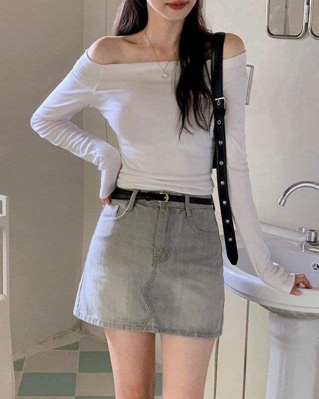 [Easy to Wear] Basic Off Shoulder Top 
