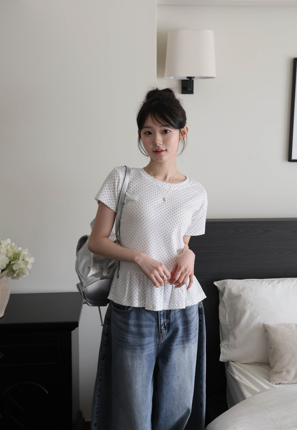 【🤍Korean Chic Relaxed Style】Ruffles Dot Tee 