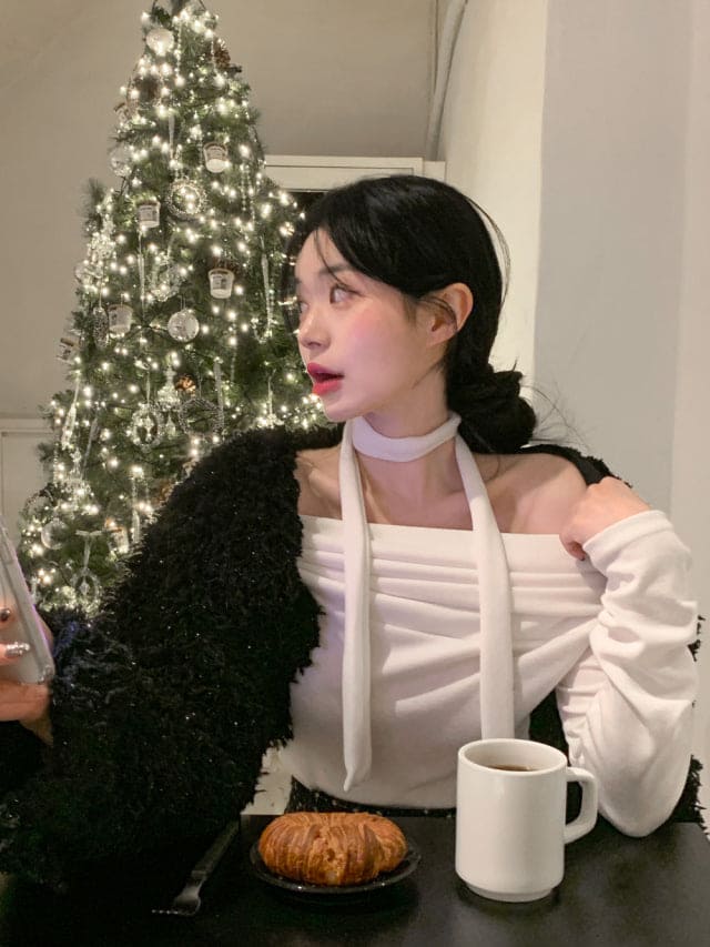 Breezy Off Shoulder Scarf Set 