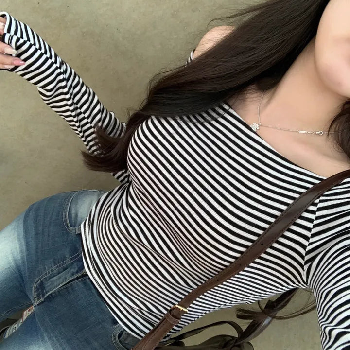 【🖤清純性感】Stripe Off Shoulder Top｜KARINA同款