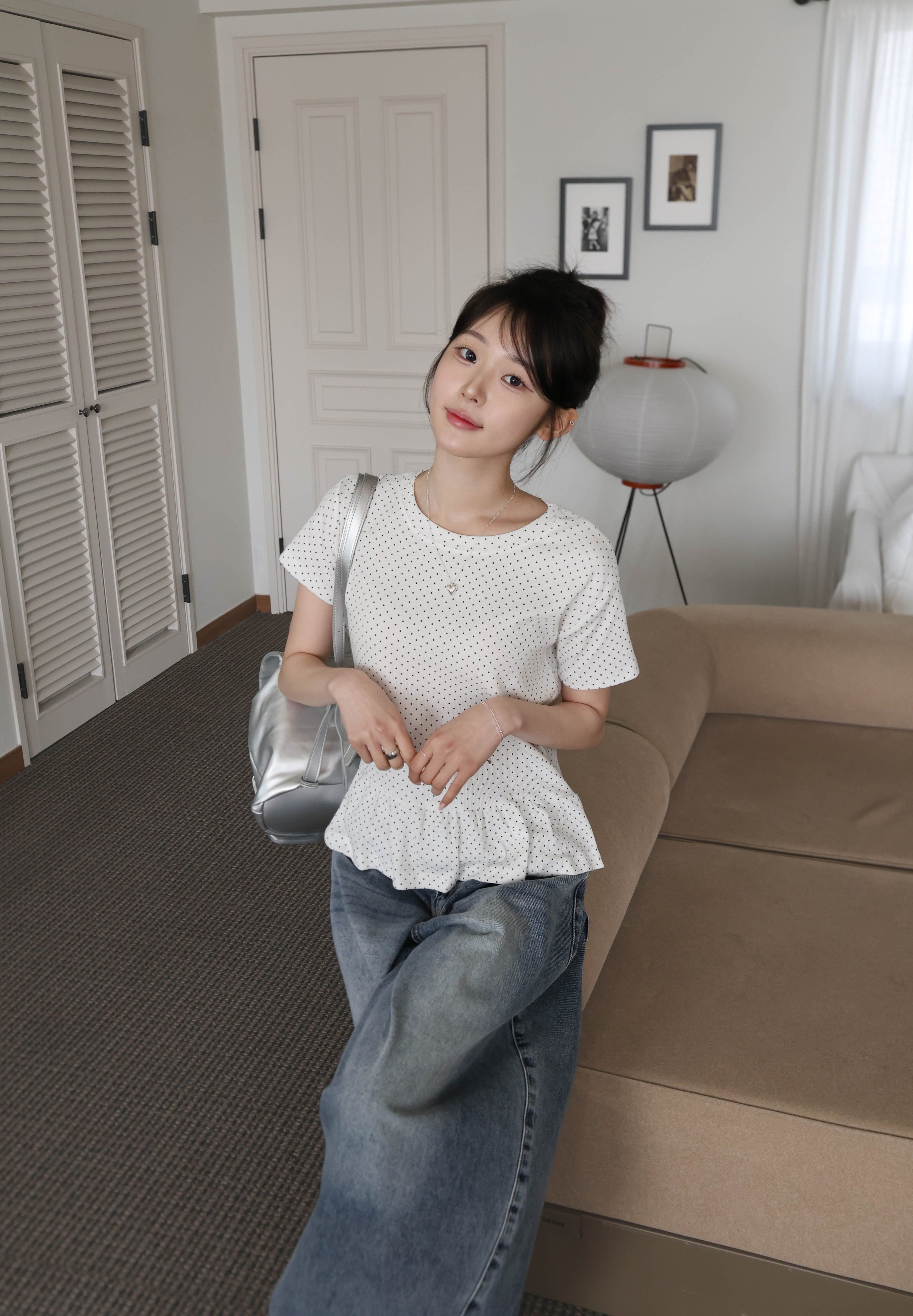 【🤍Korean Chic Relaxed Style】Ruffles Dot Tee 