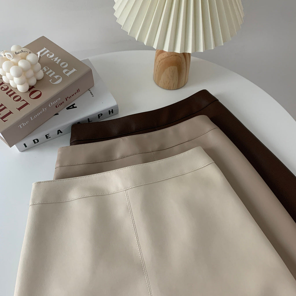Simple and versatile soft leather skirt 