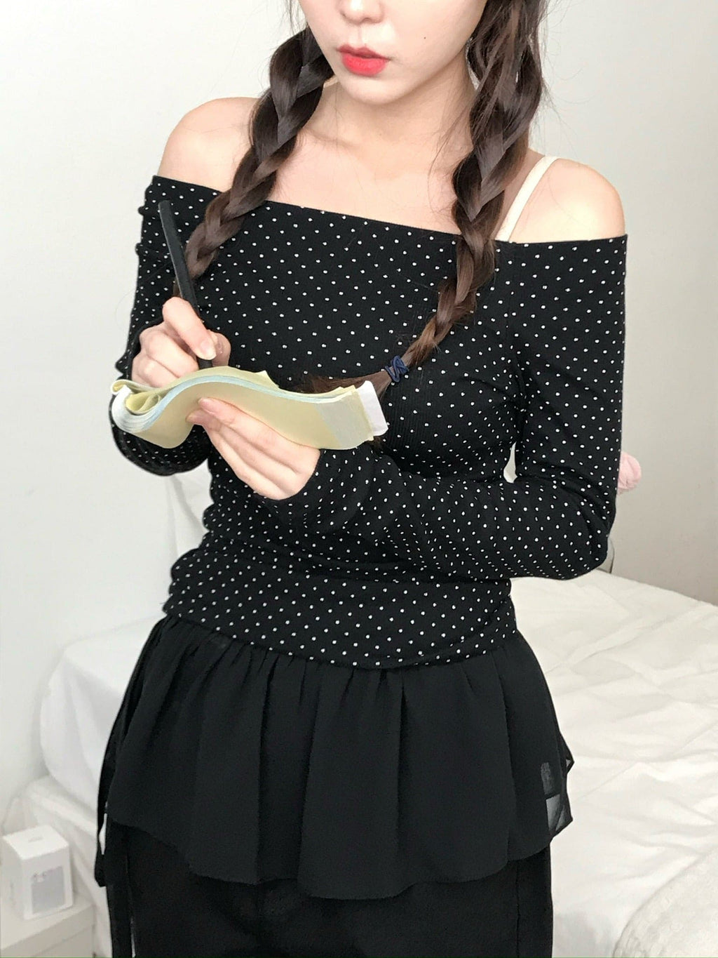 【🤍韓式波點風】Dot Off Shoulder Top