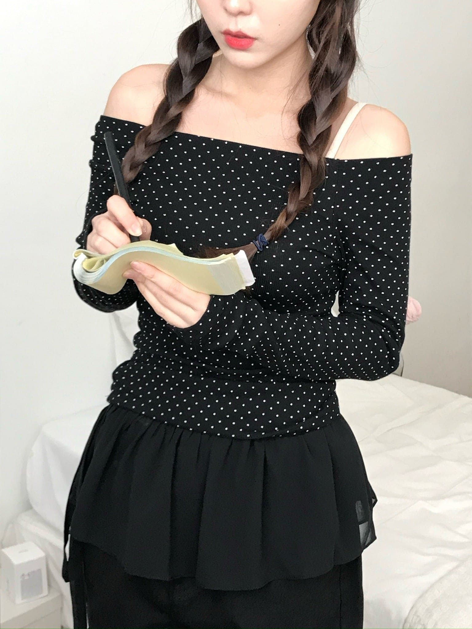 【🤍韓式波點風】Dot Off Shoulder Top