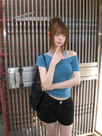 【🩵y2k】Ricle Eyelet Halter Tee