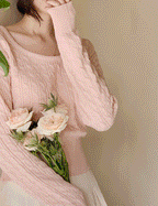 【🌷Soft】Pretzel Cable U-Neck Knit