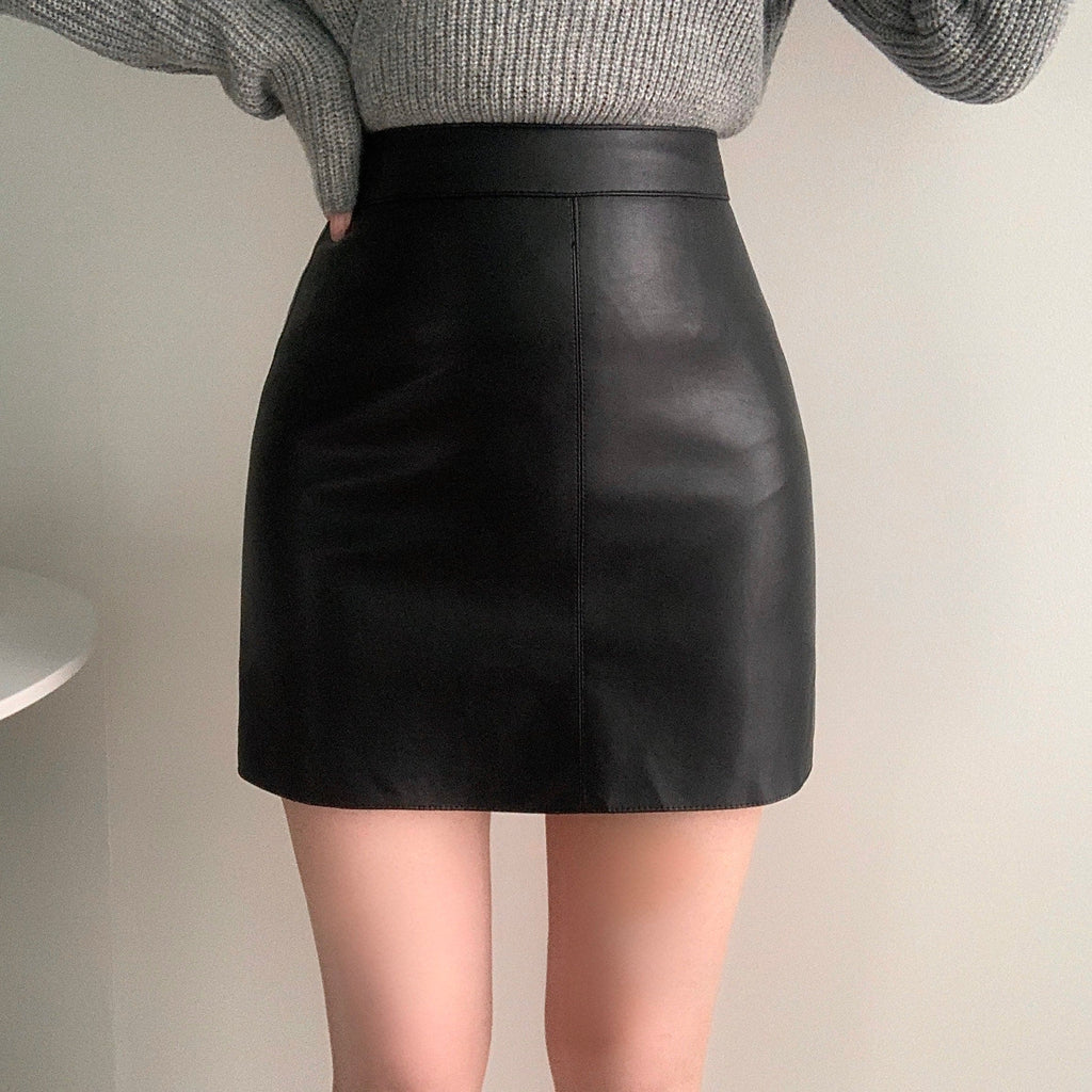 Simple and versatile soft leather skirt 