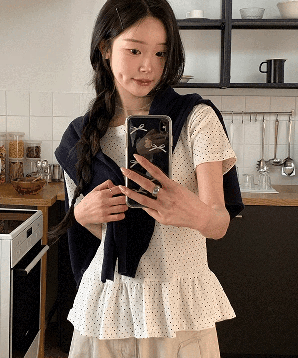 【🤍Korean Chic Relaxed Style】Ruffles Dot Tee 