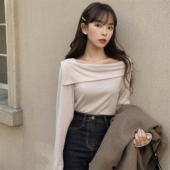 Winter First Love Off Shoulder Top