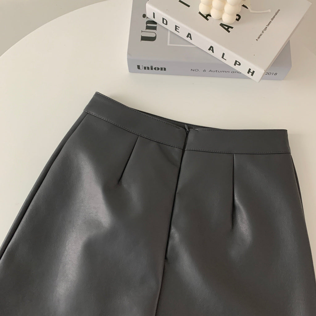 Simple and versatile soft leather skirt 