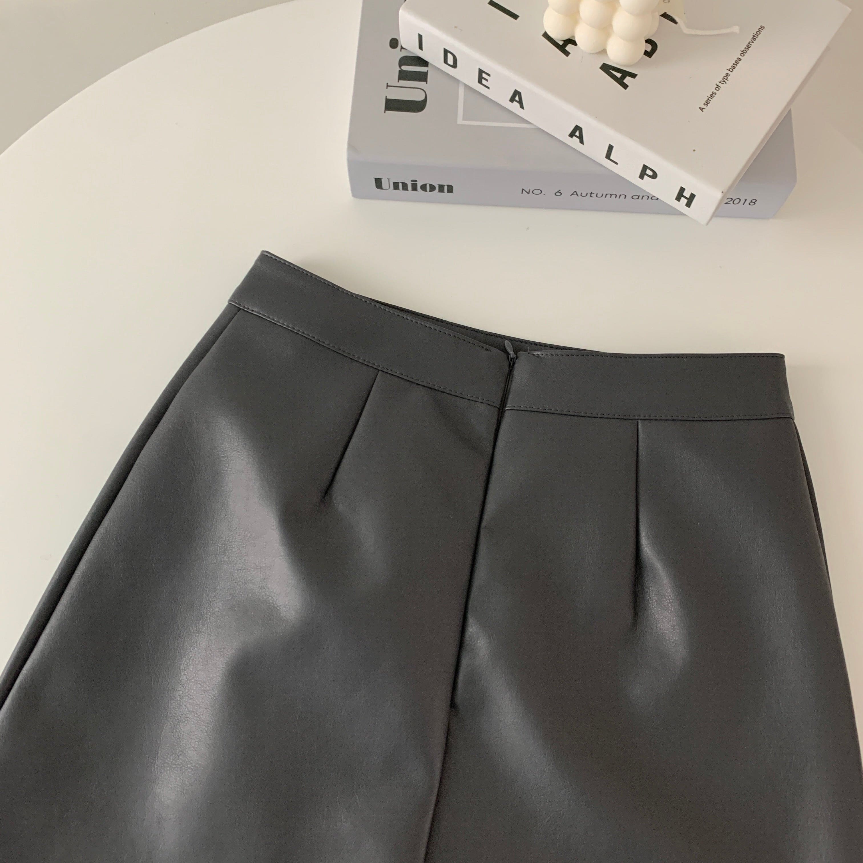 Simple and versatile soft leather skirt 
