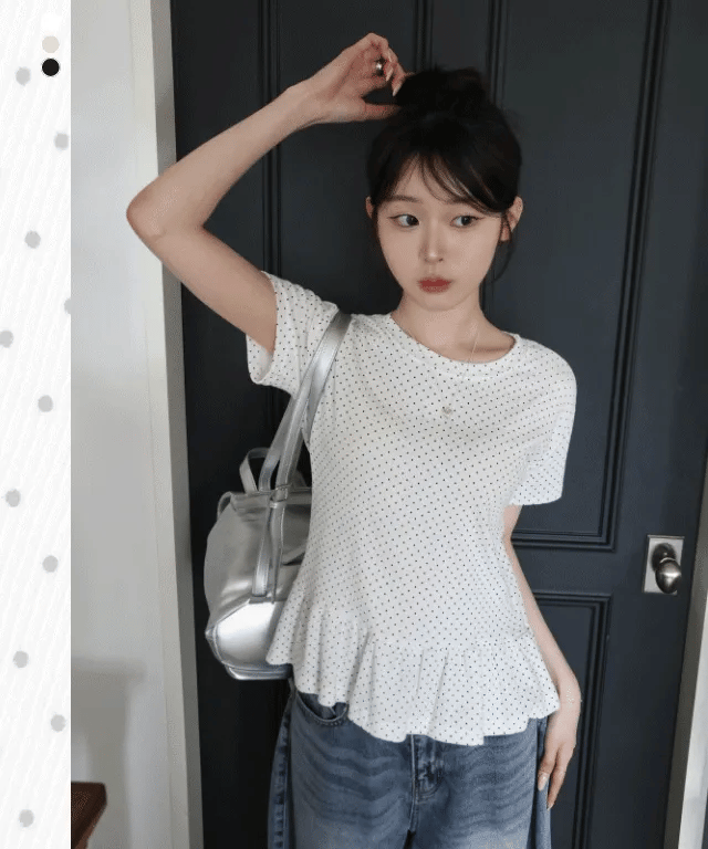 【🤍Korean Chic Relaxed Style】Ruffles Dot Tee 