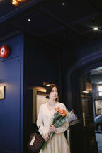 Elegant and simple knitted cardigan 