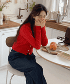 Extremely comfortable cable knit cardigan 