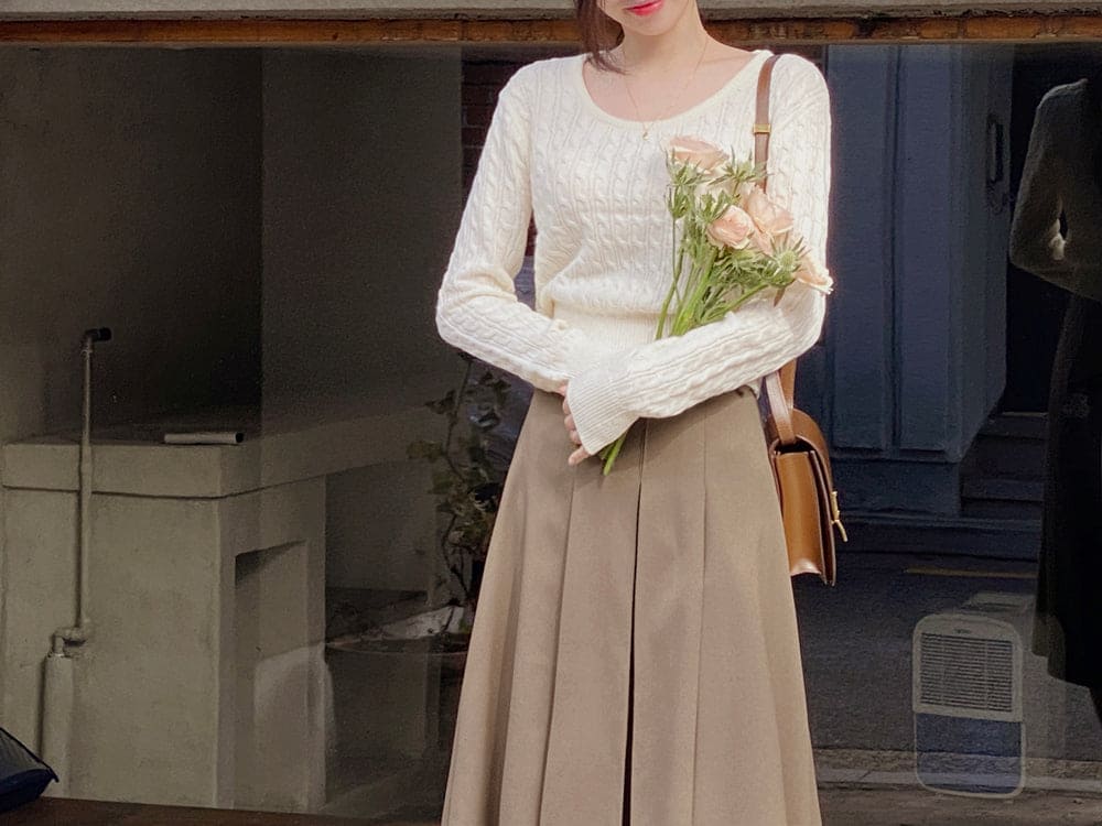 【🌷Soft】Pretzel Cable U-Neck Knit