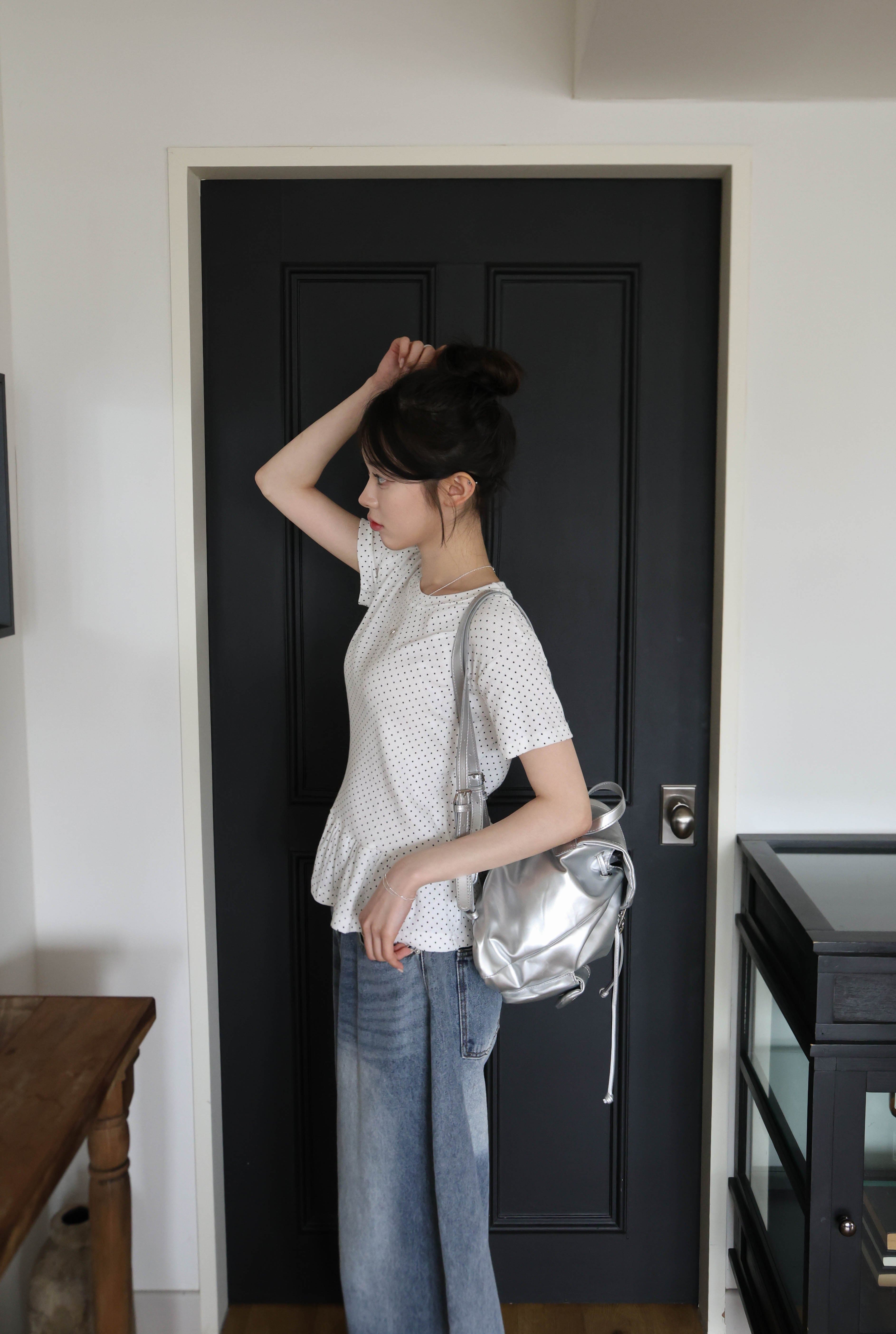 【🤍Korean Chic Relaxed Style】Ruffles Dot Tee 