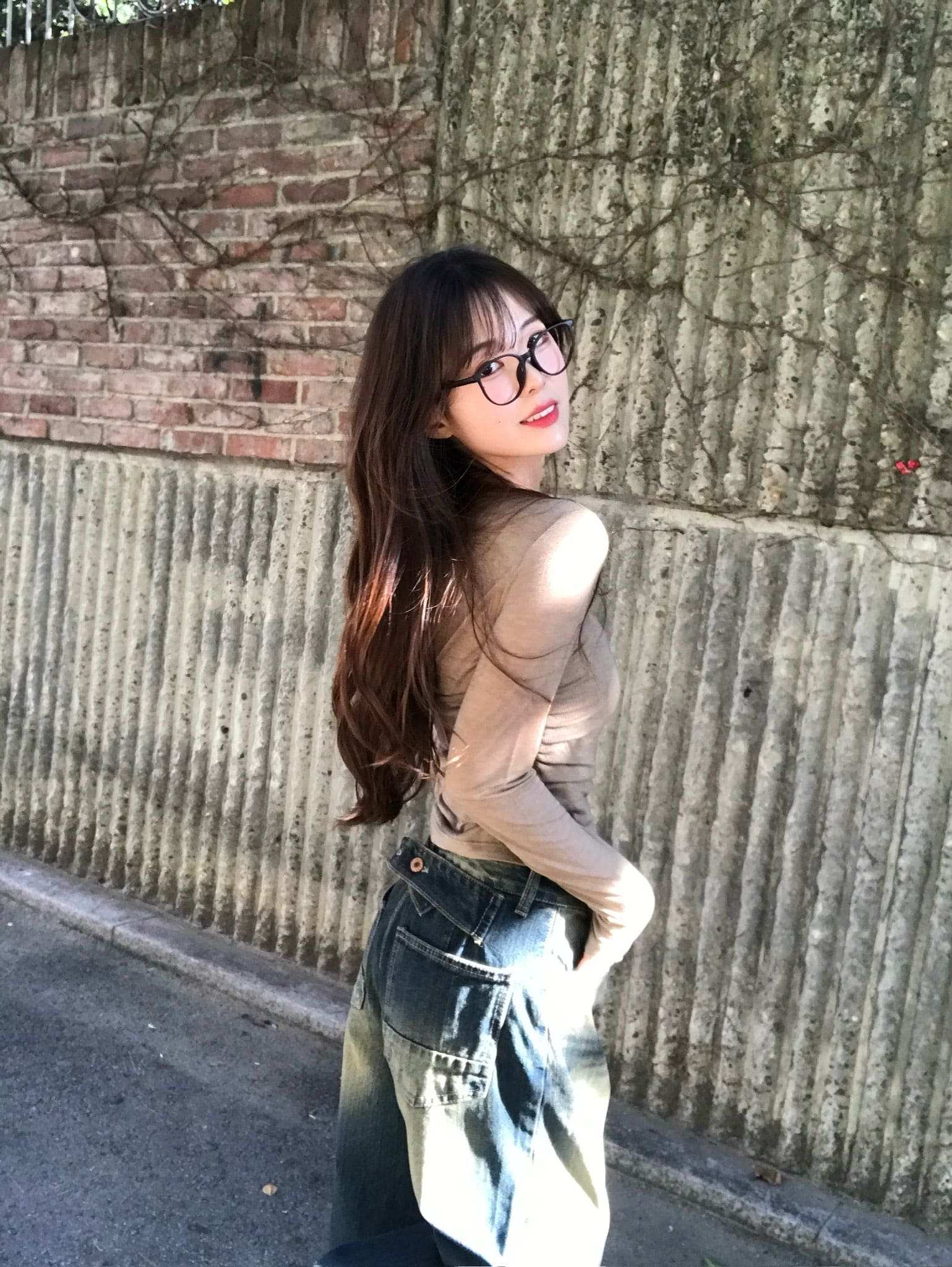 【🖤y2k vibe】Back Wide Jeans