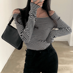 【🖤Innocent and Sexy】Stripe Off Shoulder Top｜KARINA's Style 