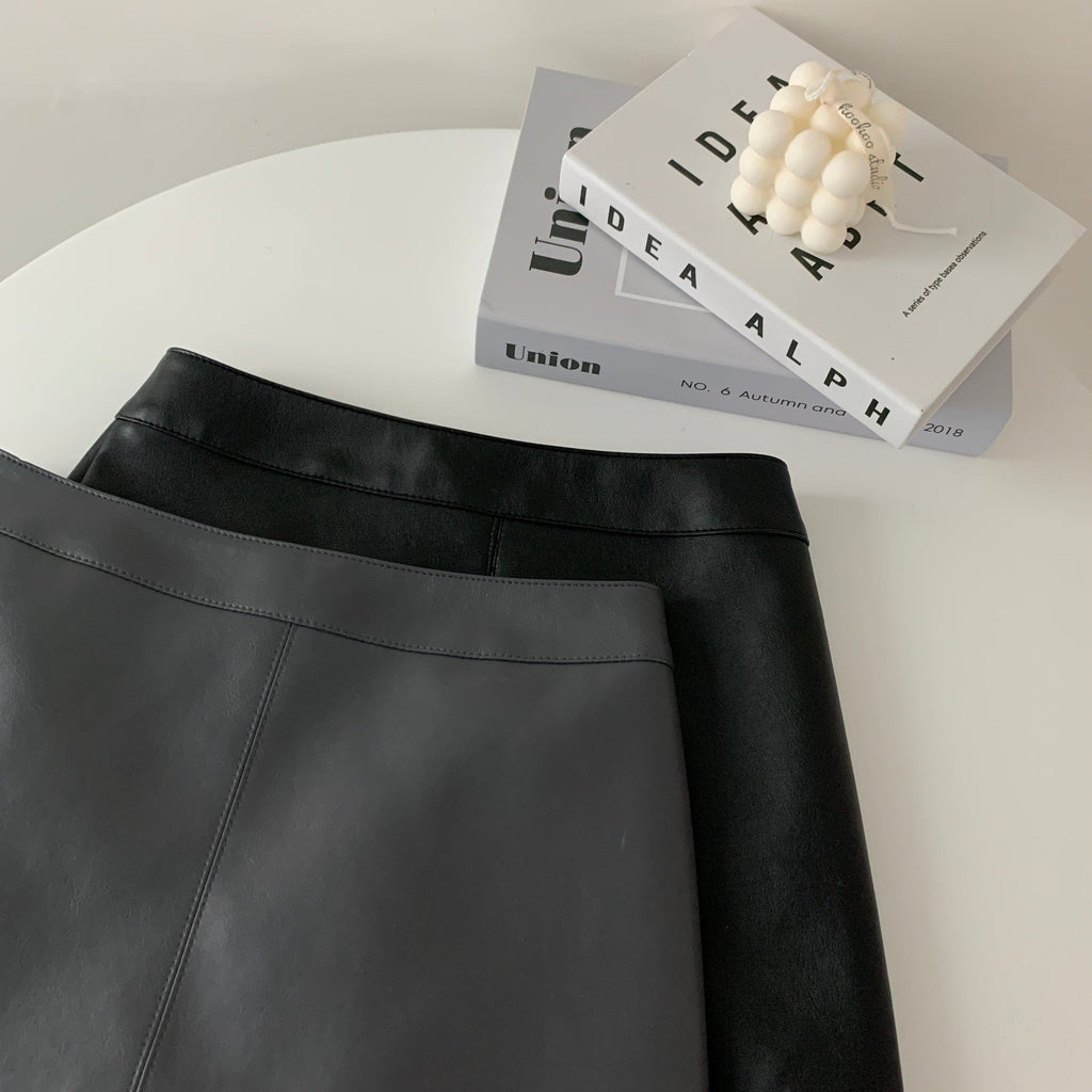 Simple and versatile soft leather skirt 