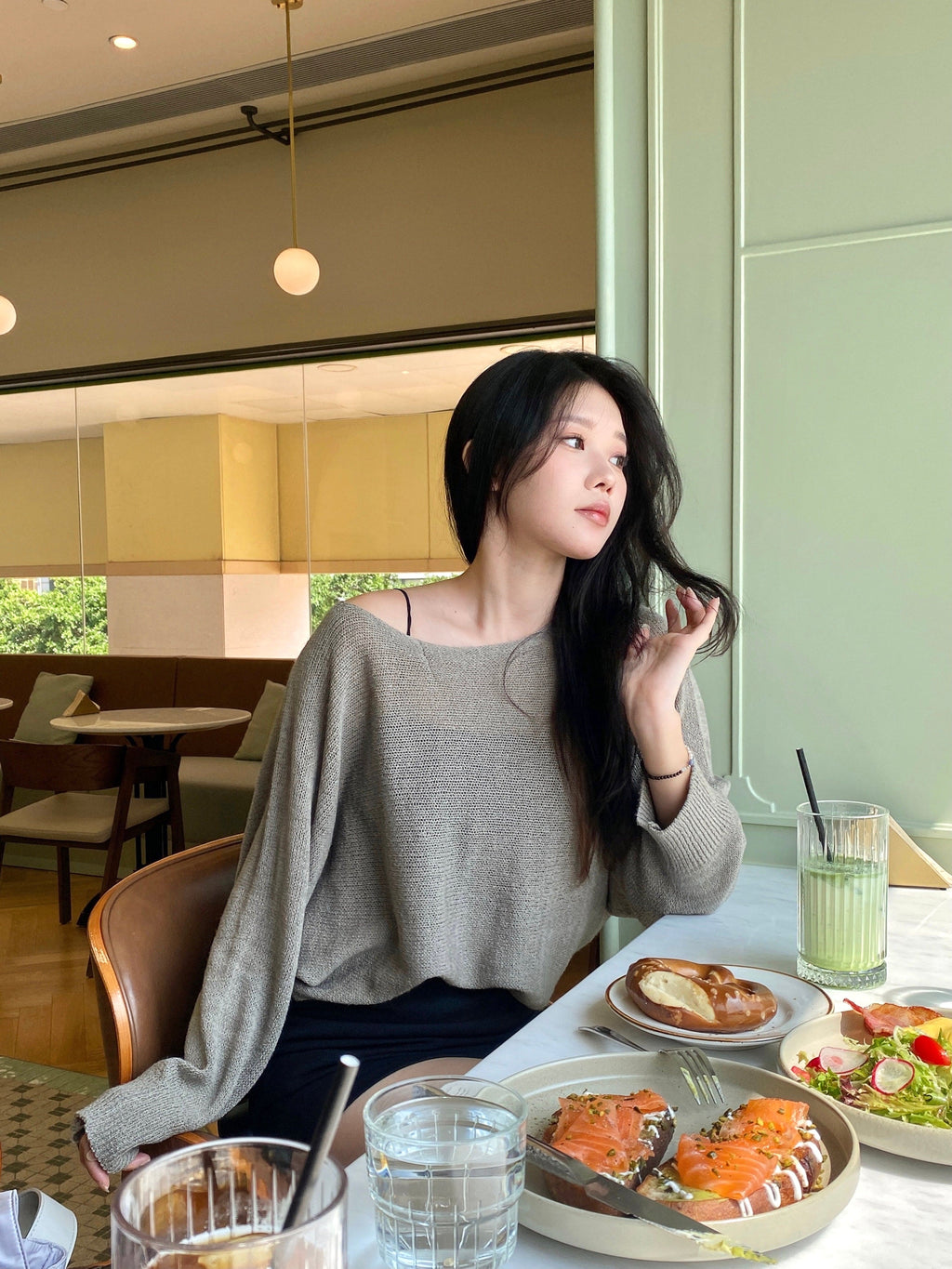 Orders surge! Basic loose-fitting knit long-sleeved shirt