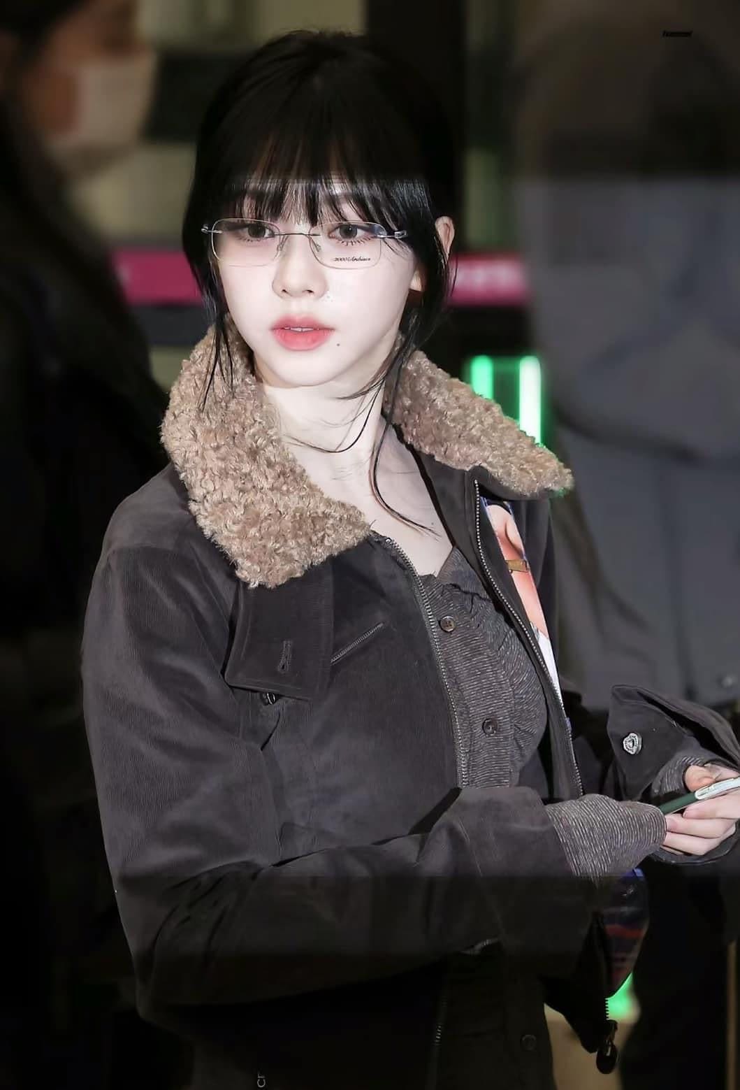 Karina同款🖤 THAT GLASSES 01