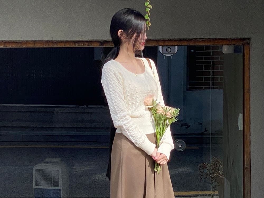 【🌷Soft】Pretzel Cable U-Neck Knit