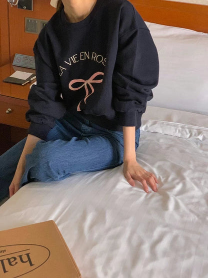 🎀 La Vie en Rose Sweatshirt