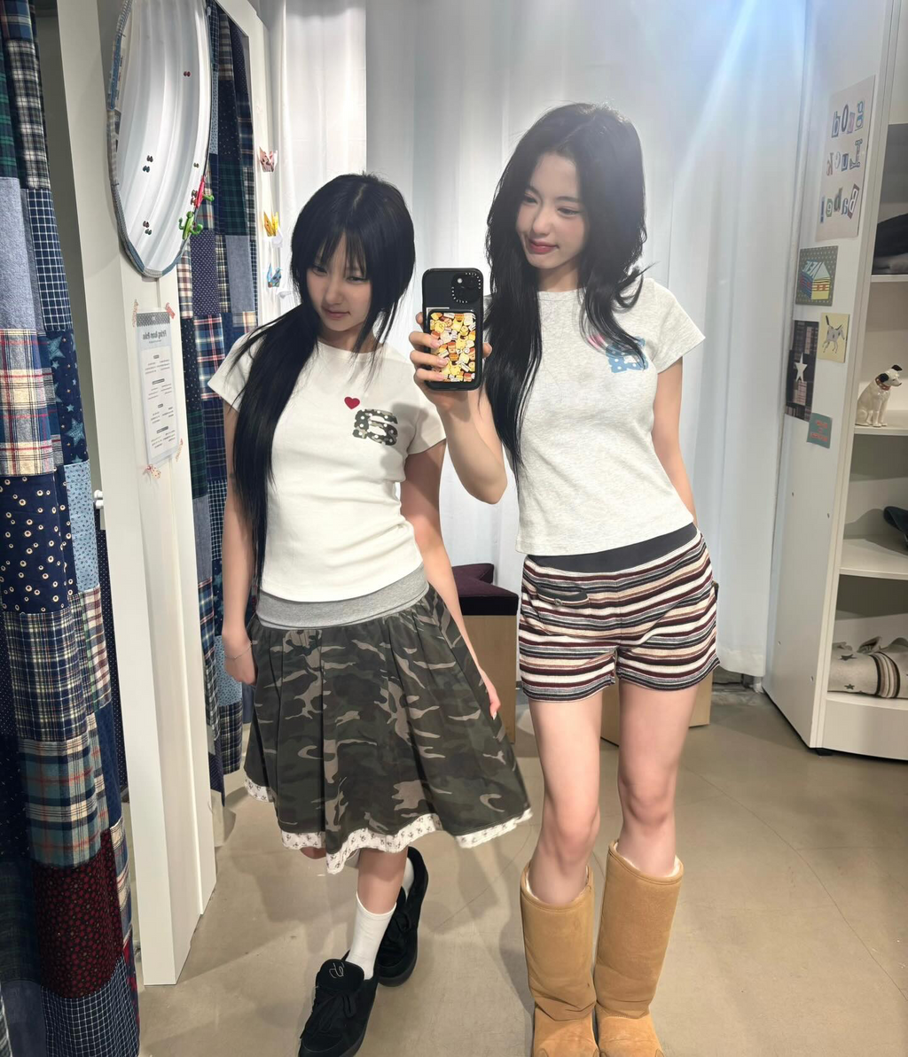 aeae - DOT SMALL LETTER TEE