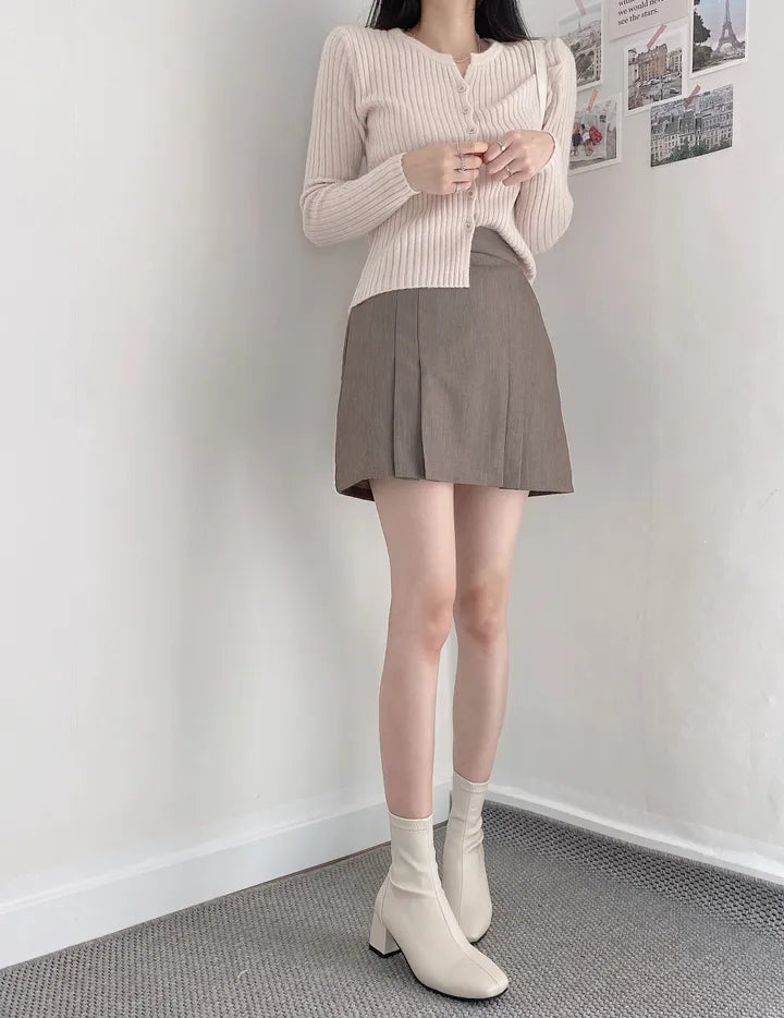 Preppy style pleated skirt and pants