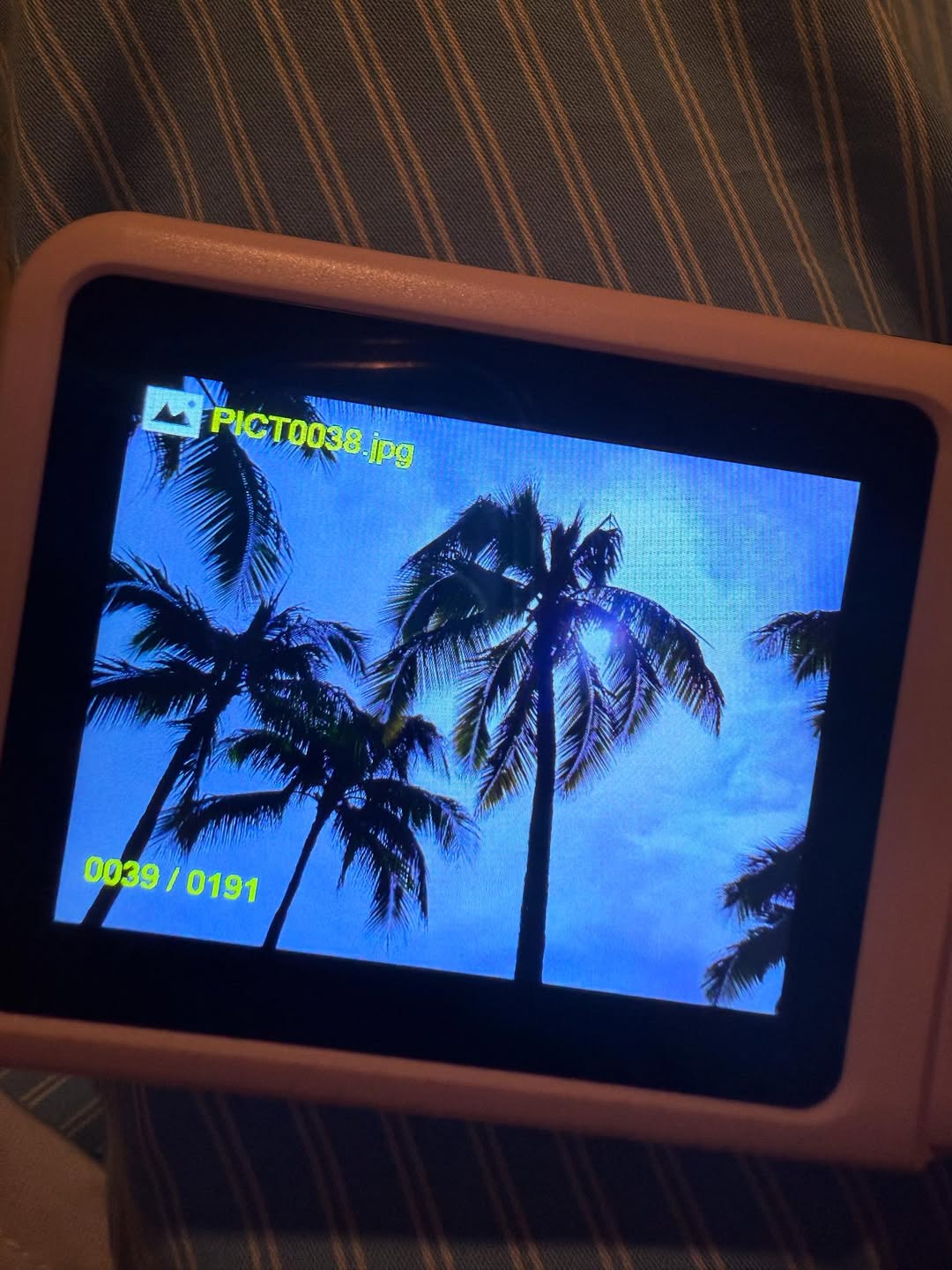 [Korean Celebrity Style] Retro CCD Text Me. 