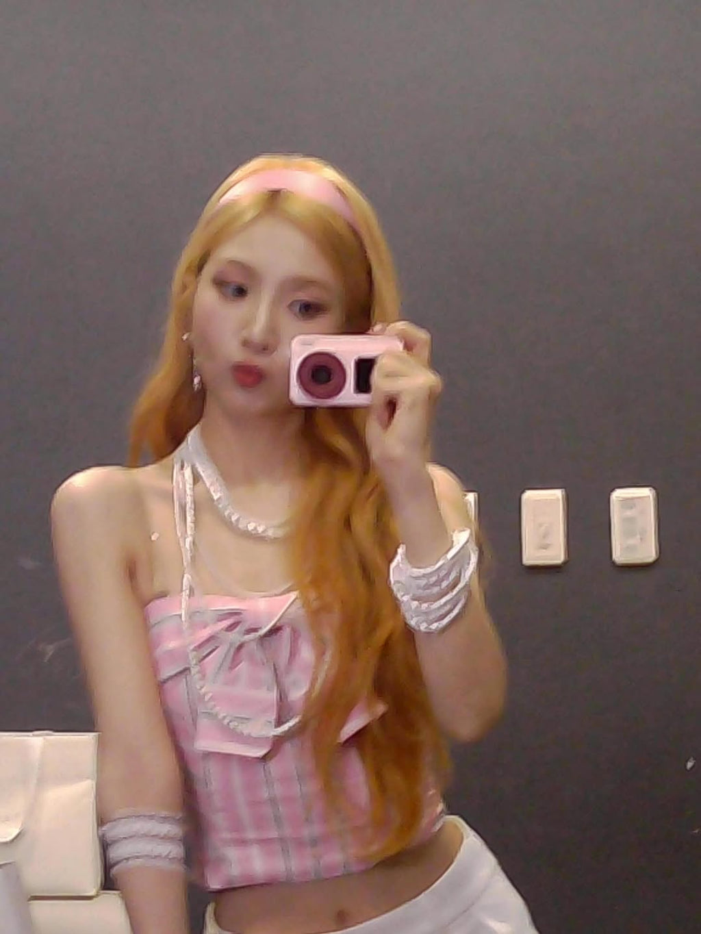 [Korean Celebrity Style] Retro CCD Text Me. 