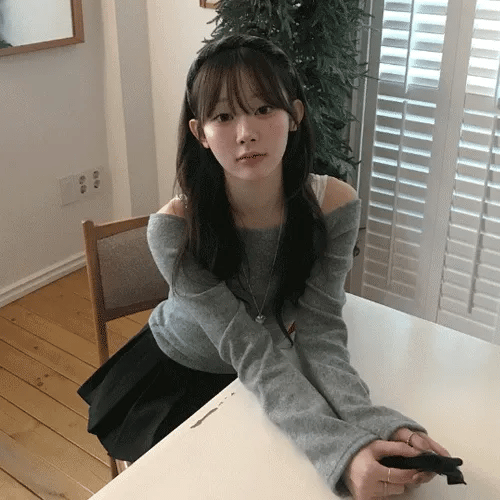 【🥂年末約會】Snow Off Shoulder Top